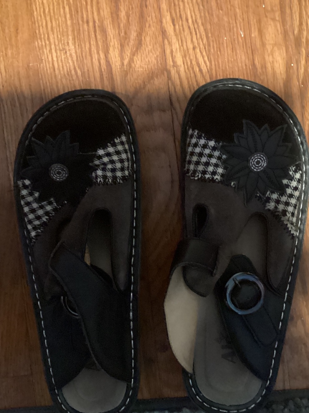 Alegria Black Floral Houndstooth Slip-On Clogs
